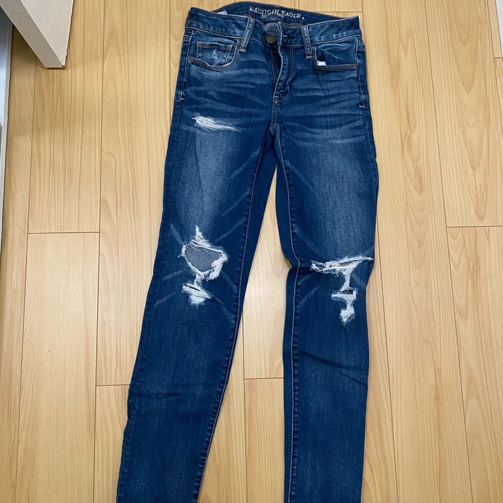 American eagle distressed super stretch jeans